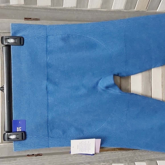 Women's High-Rise Ribbed Seamless 7/8 Leggings | Joylab | X Large - Picture 6 of 12